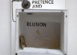 Pretence and Elusion 3 © Adrian Lohmüller